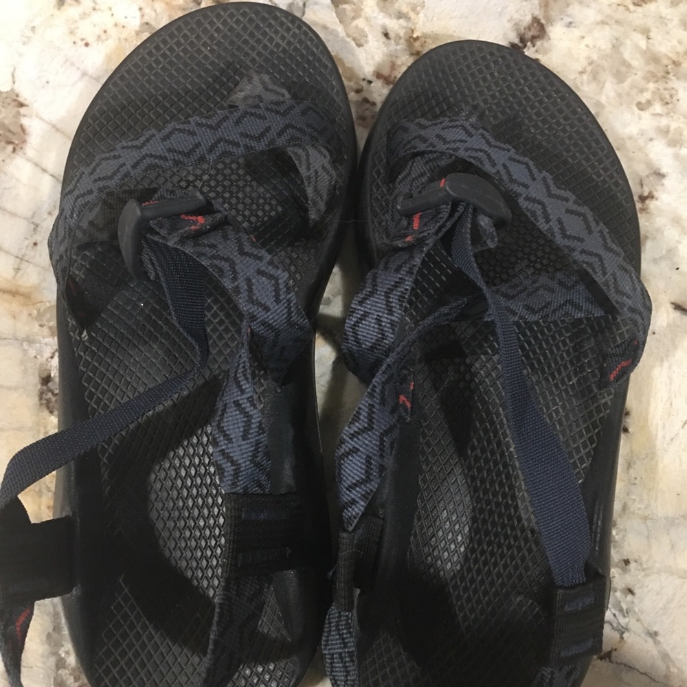 MAKE OFFER Sz 10 men’s Chacos